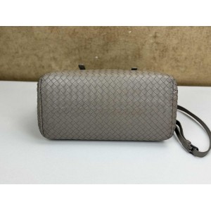 BOTTEGA VENETA SMALL ROMA TOTE BAG